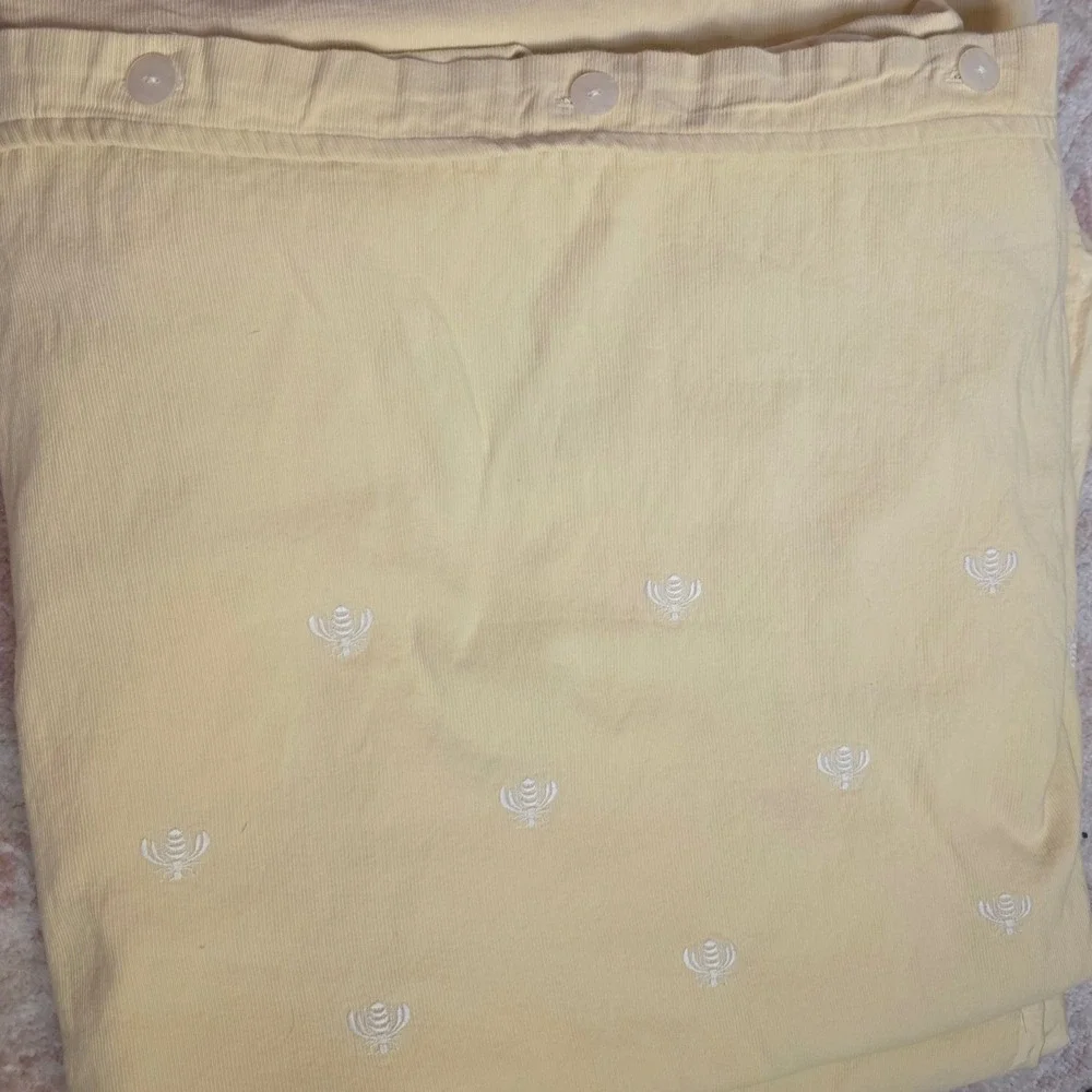 Restoration Hardware Rare Embroidered Bee es Full Butter Yellow Cotton Faille
